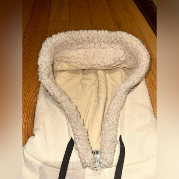 Cream sherpa lined hoodie, forever 21 active wear line women’s Small - Picture 7 of 10